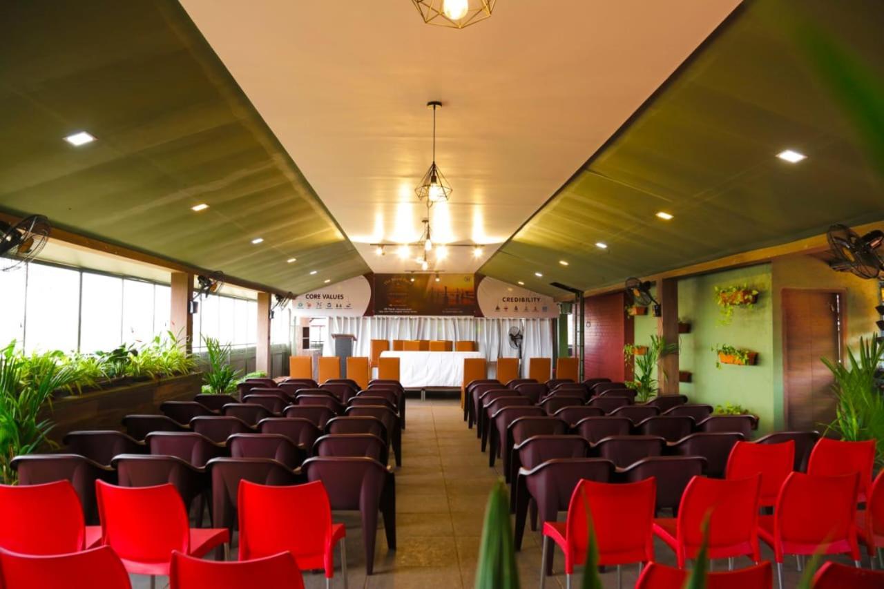 Kb Residency Hotell Kozhikode Exteriör bild