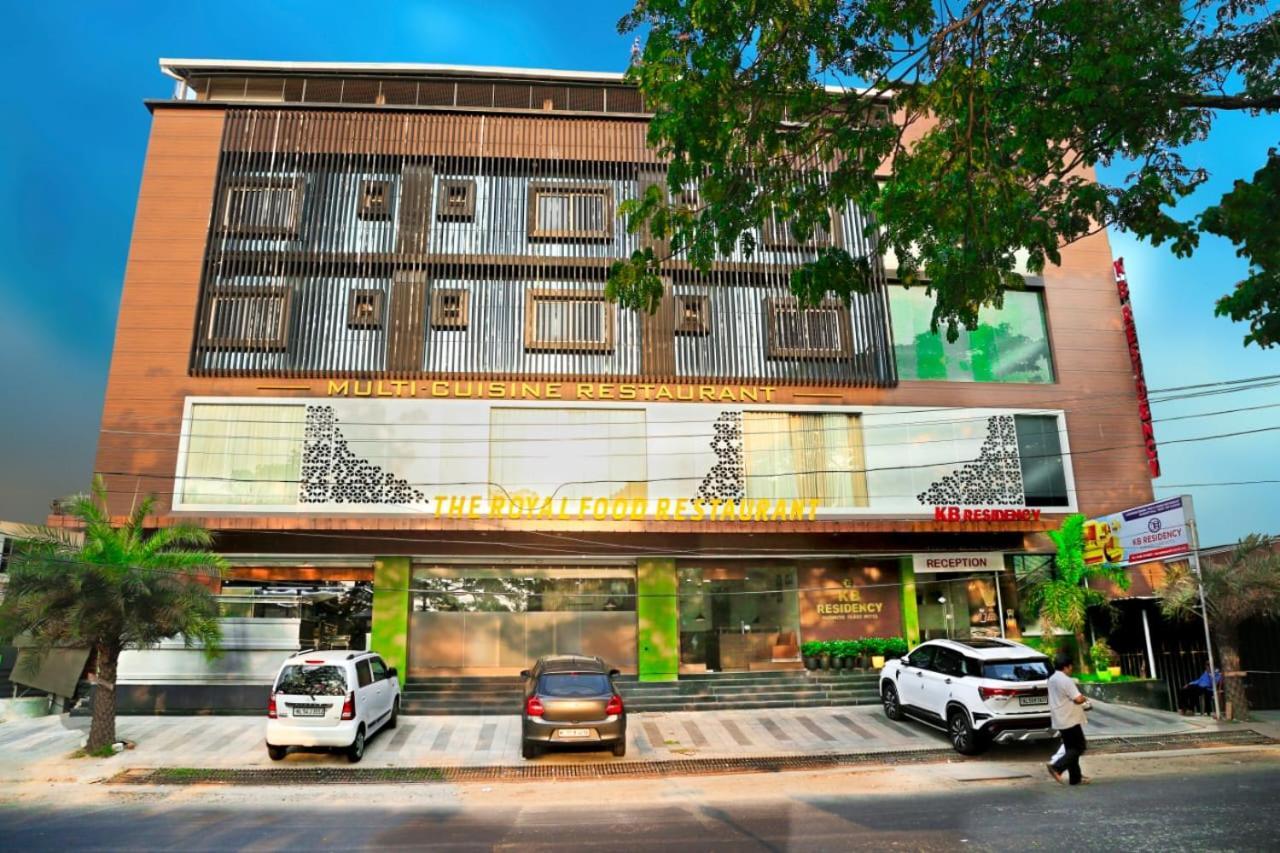 Kb Residency Hotell Kozhikode Exteriör bild